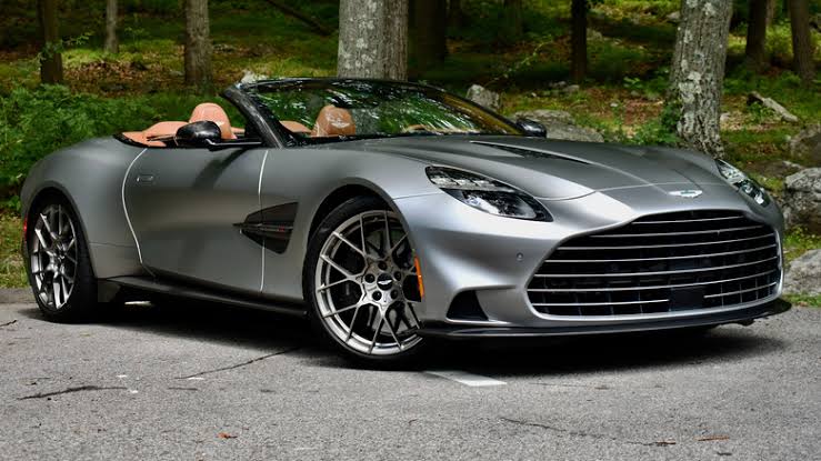 2026-Aston-Martin-Vanquish