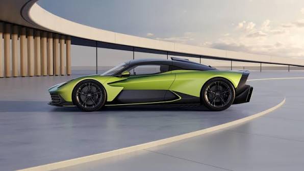 Aston-Martin-Valhalla-side