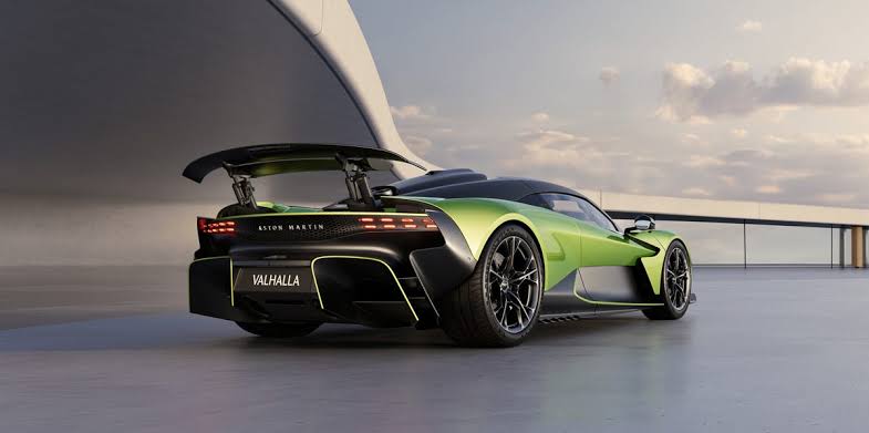 Aston-Martin-Valhalla2