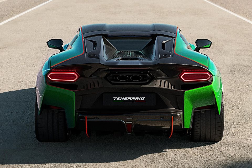 Lamborghini-temerario-rear